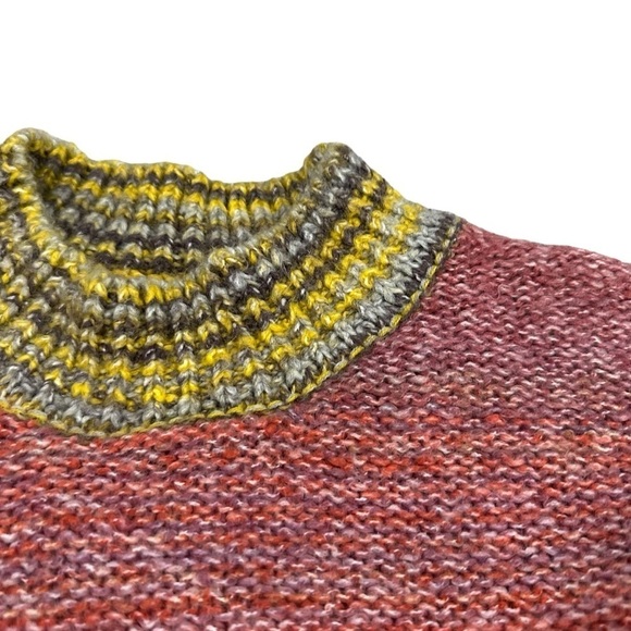 Urban Outfitters Lennon Cropped Sweater - Picture 6 of 10